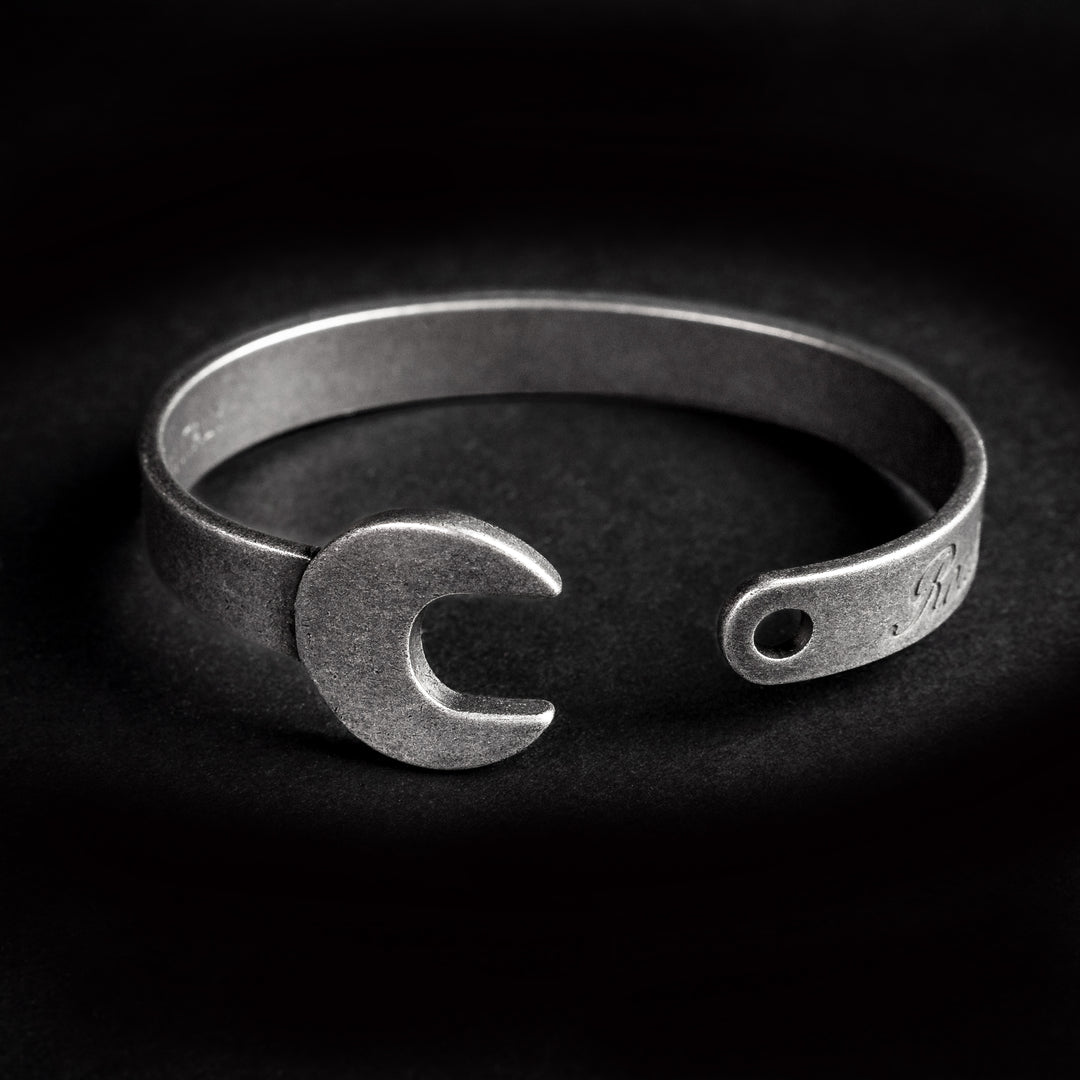 Idea regalo per il 50° compleanno - Bracciale rigido con chiave inglese - Regalo di compleanno per uomo con stampa 50 ANNI - Italia Idea regalo per il 50° compleanno - Bracciale rigido con chiave inglese - Regalo di compleanno per uomo con stampa 50 ANNI - Italia